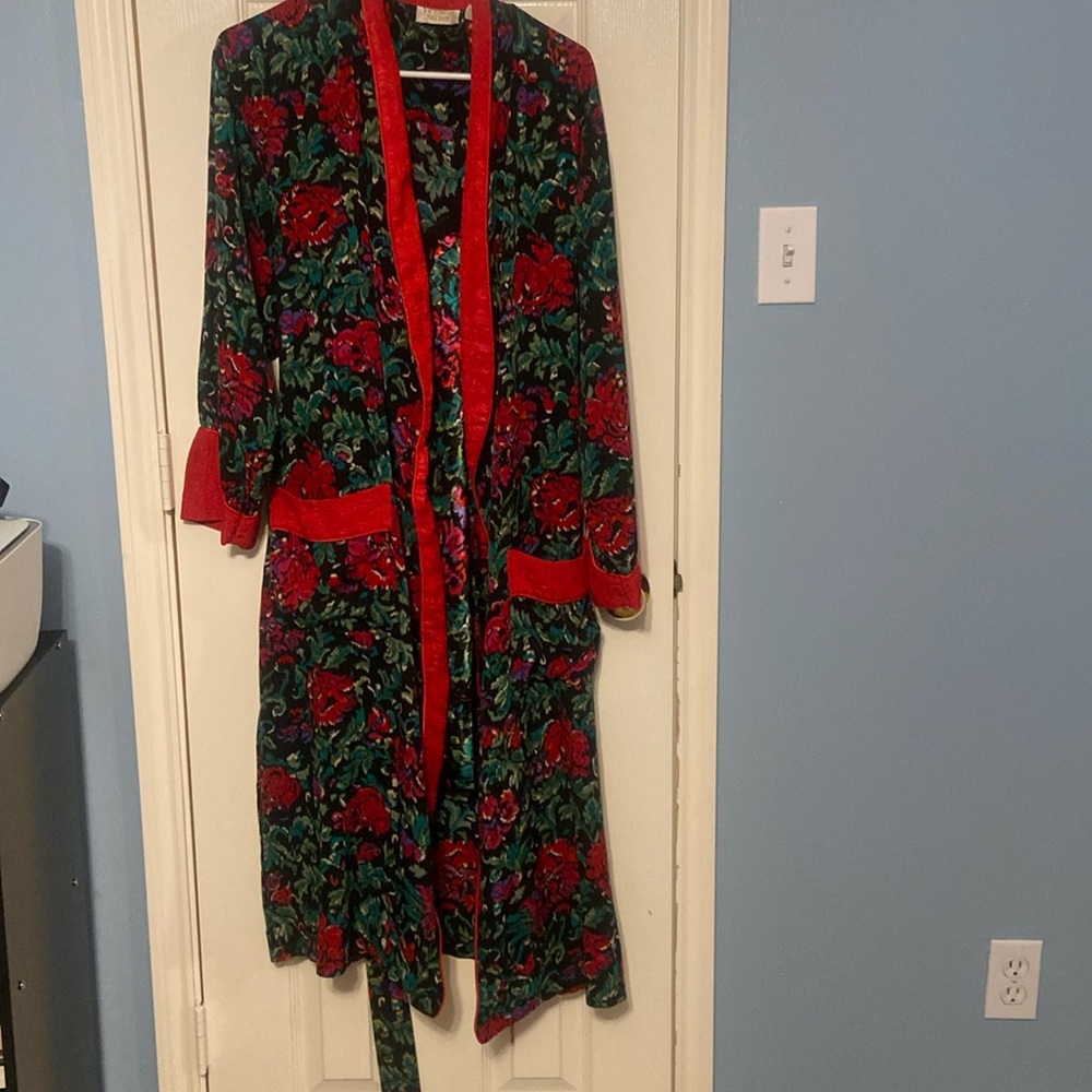 Vintage Victoria secret nightgown set